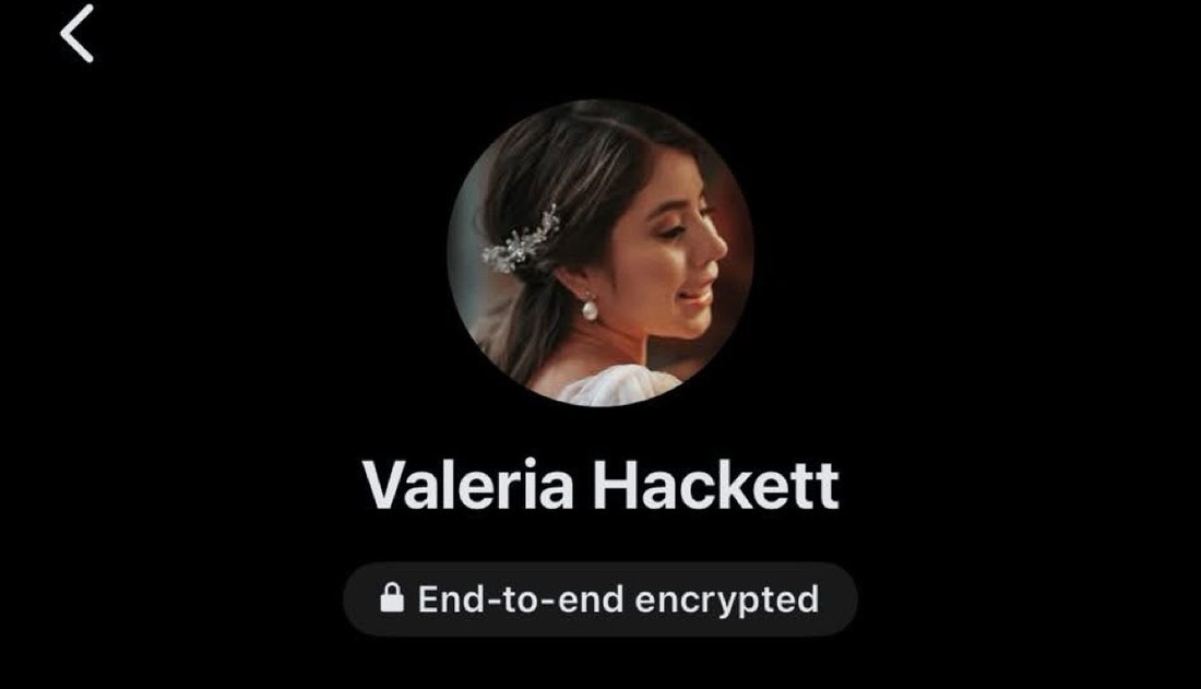 The profile photo from the Messenger profile in the name Valeria Hackett